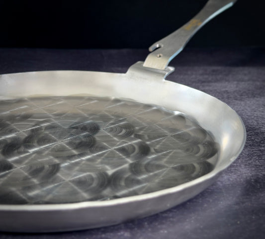 Die handgeschmiedete Grillshow-Pfanne 2.0